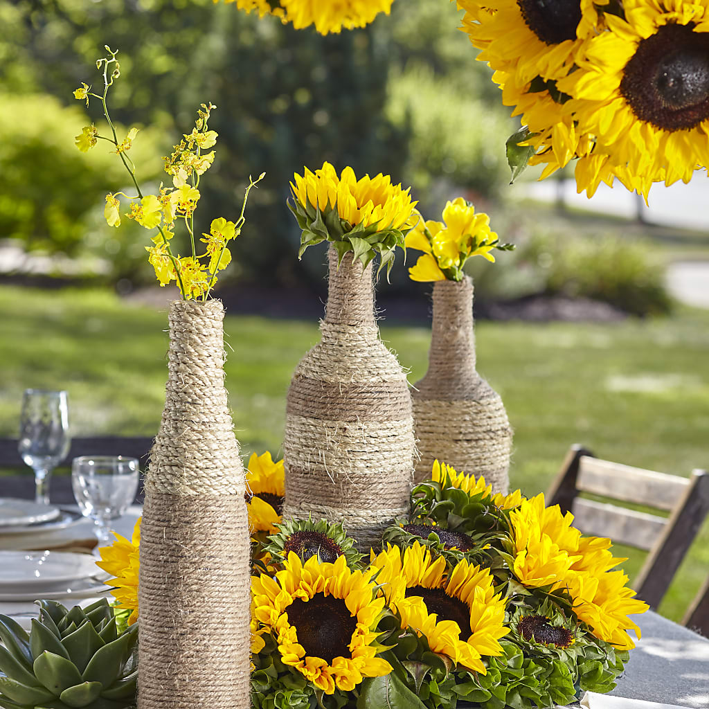 Sublime Garden Centerpiece – CARLOS BLOOMS & EVENTS, Garnerville NY