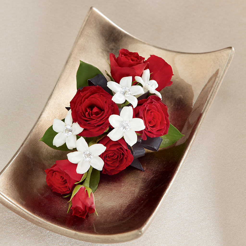 Poetry Corsage – CARLOS BLOOMS & EVENTS, Garnerville NY