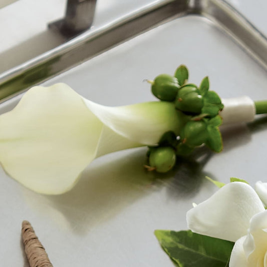 White Calla Boutonniere – CARLOS BLOOMS & EVENTS, Garnerville NY
